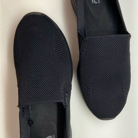 ⭐️FILA Woman’s Mallorca Black Slip On Sneakers 👟 9.5👟 - Picture 2 of 8